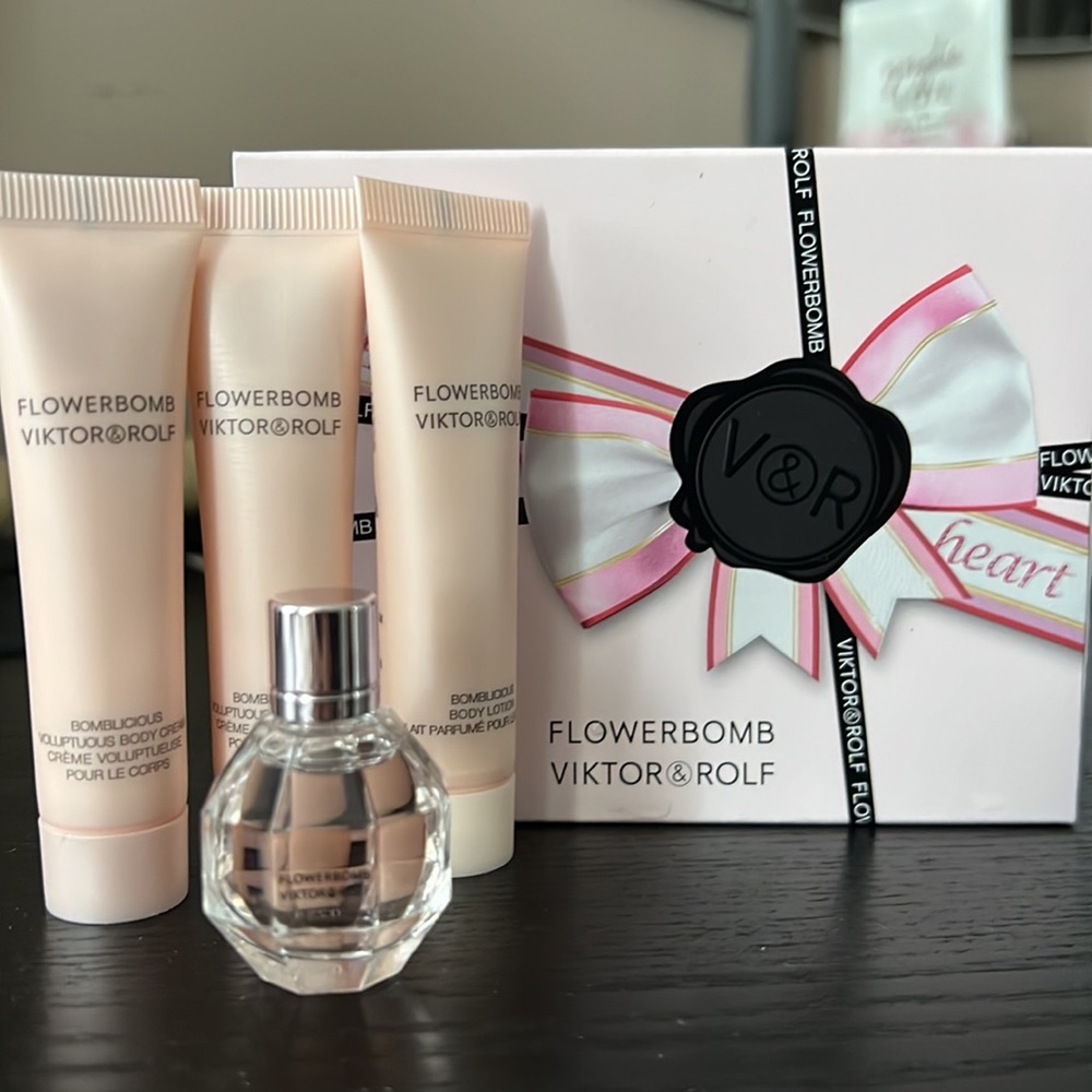 Victor & Rolf set